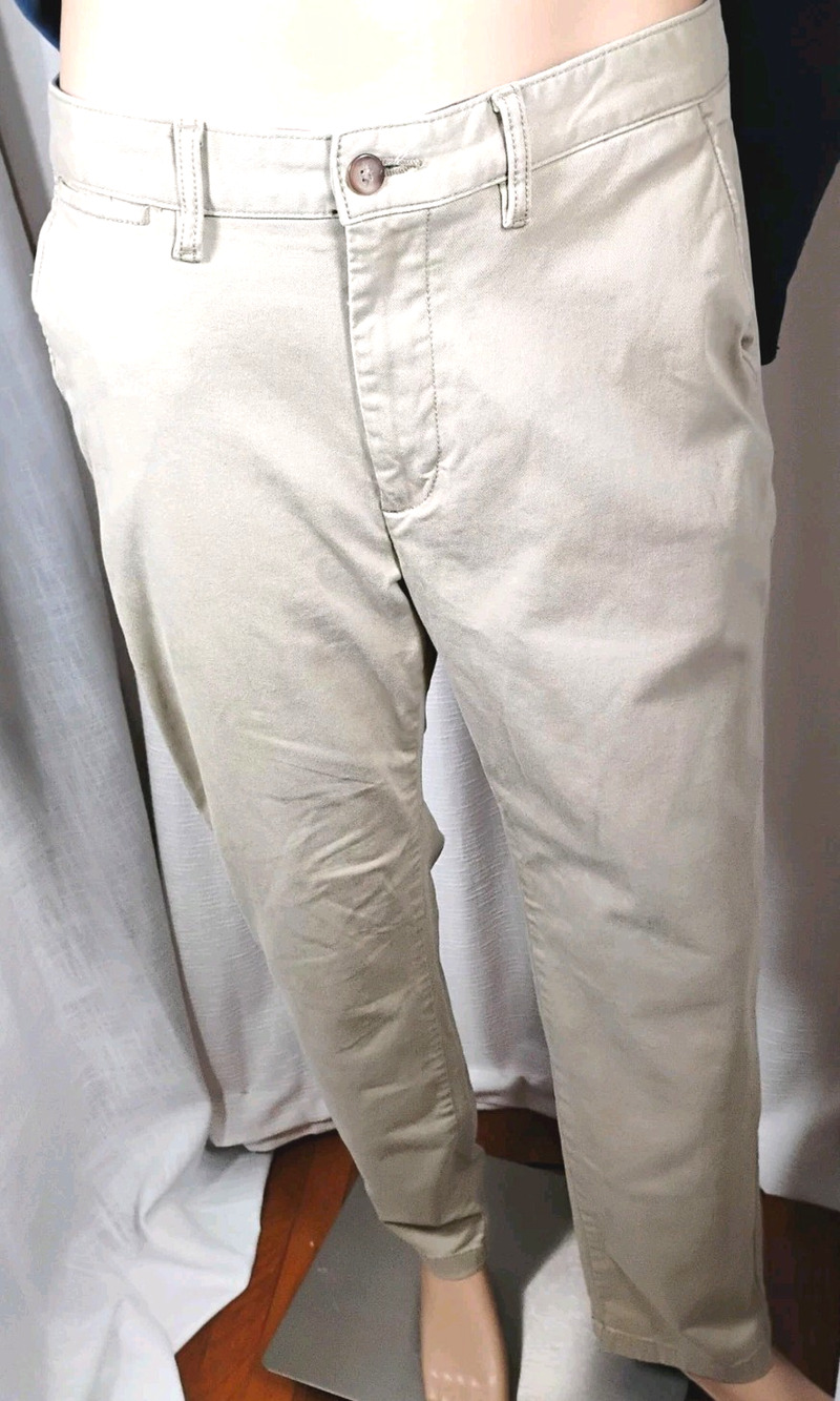 Nautica Mens Chino Pants 34x32 Classic Fit Flat Front Cotton Stretch